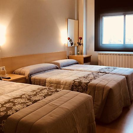 Hotel Vinas 17 Teruel Eksteriør bilde