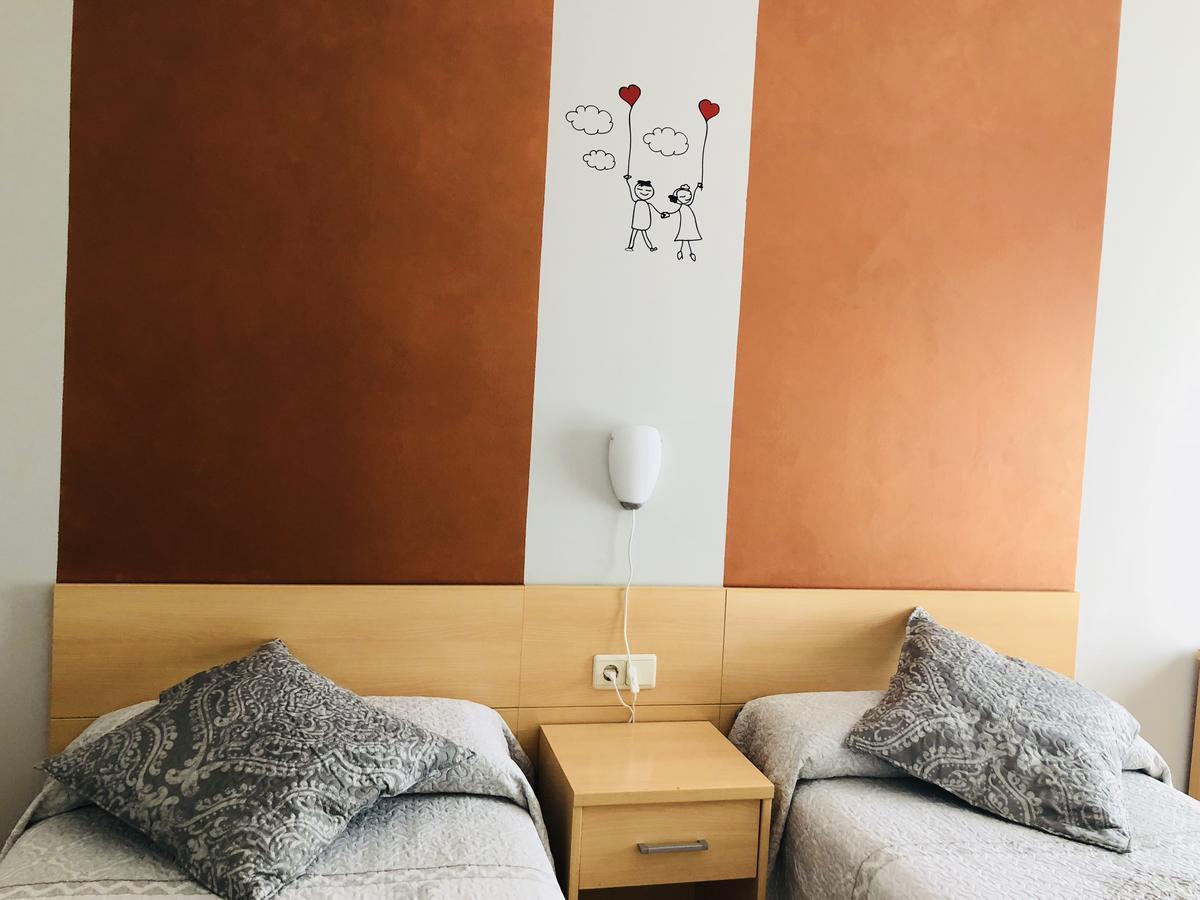 Hotel Vinas 17 Teruel Eksteriør bilde